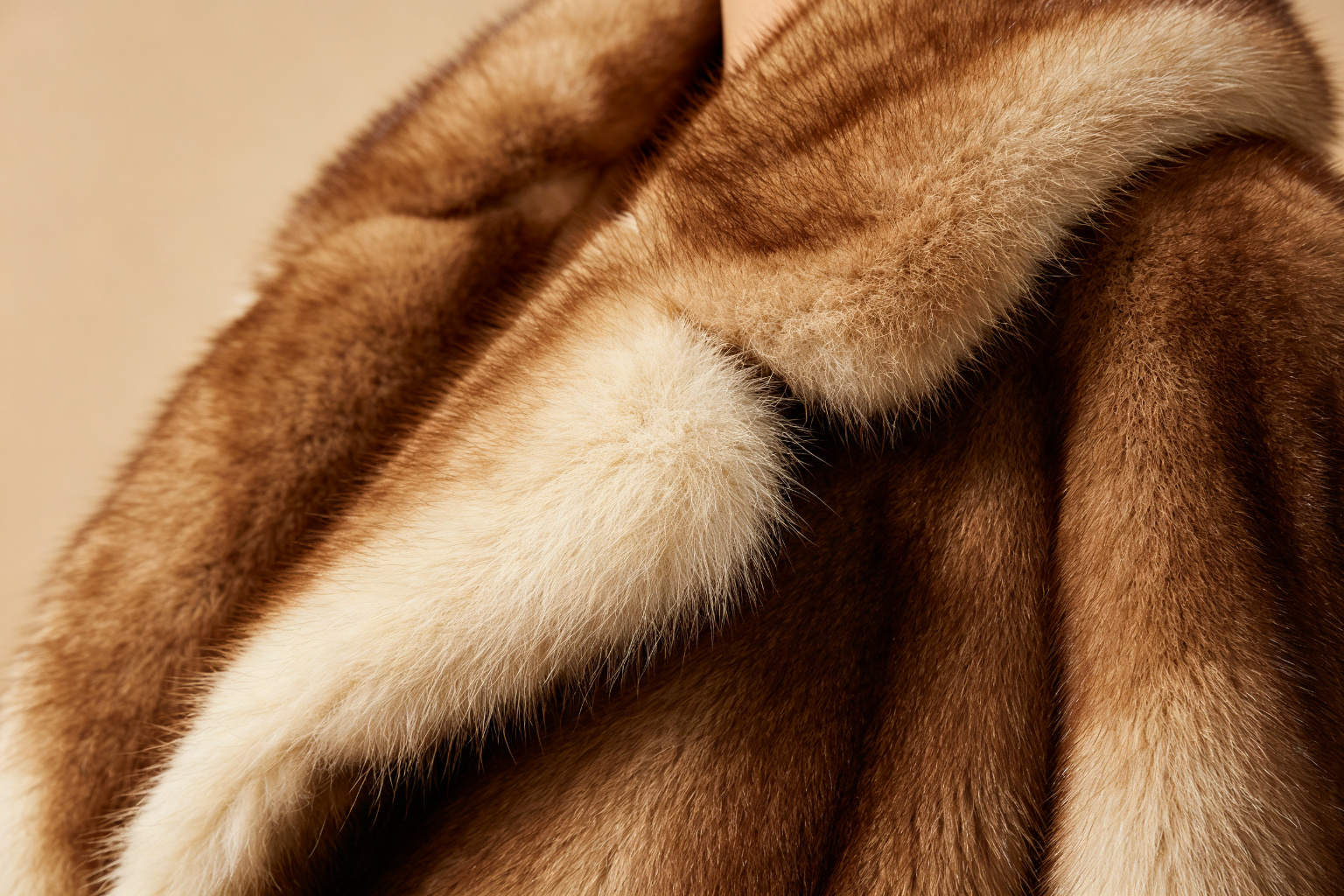 Fur Fashion Trends 2026: Colors, Cuts & Textures