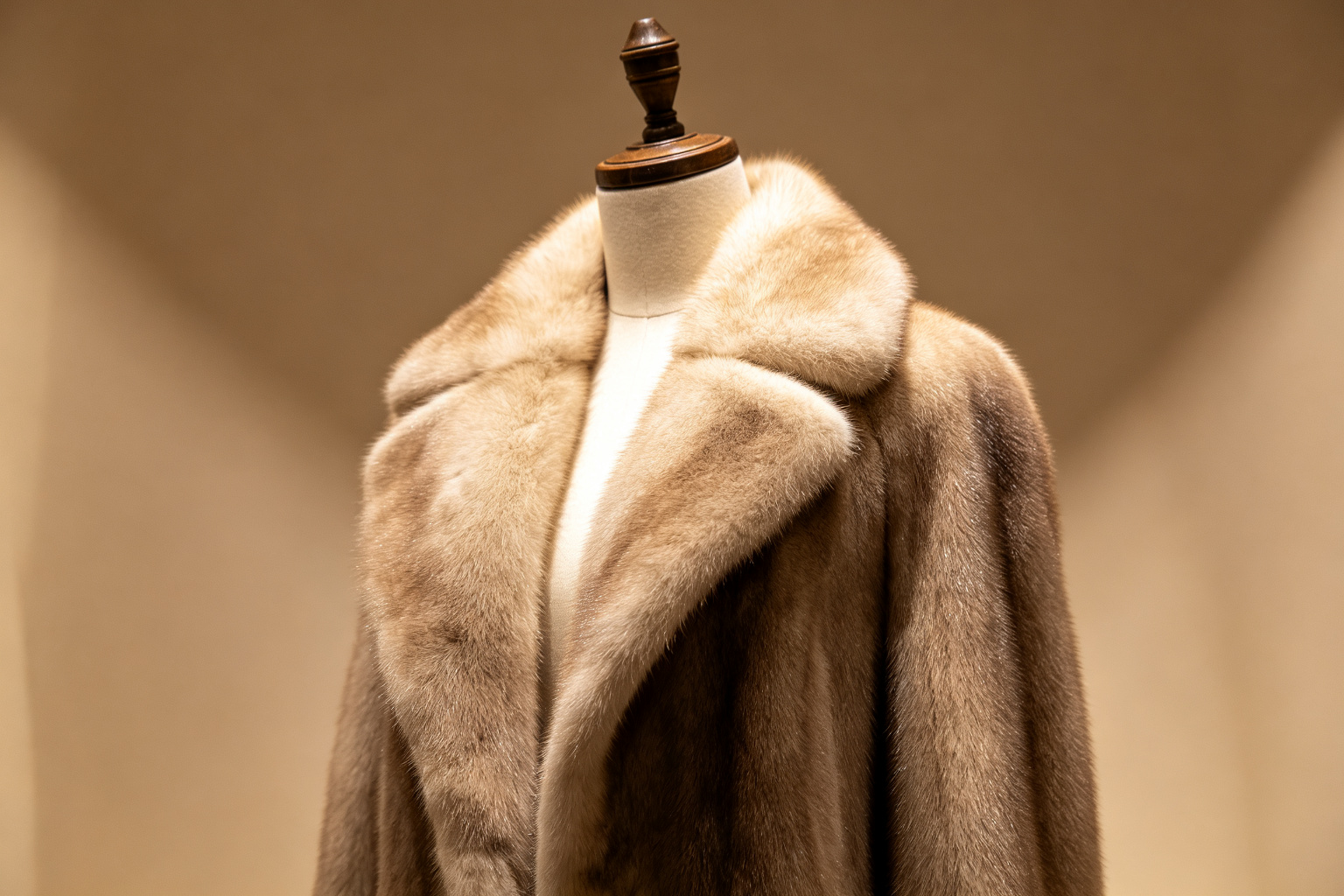 Fur Shipping & Logistics: A Complete Guide